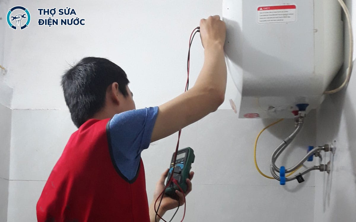 Các thợ sửa chữa đều có kinh nghiệm và tay nghề cao 