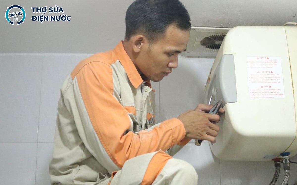 Sửa bình nóng lạnh Hà Nội - Bạn nên kiểm tra định kỳ để bình luôn có thể hoạt động tốt