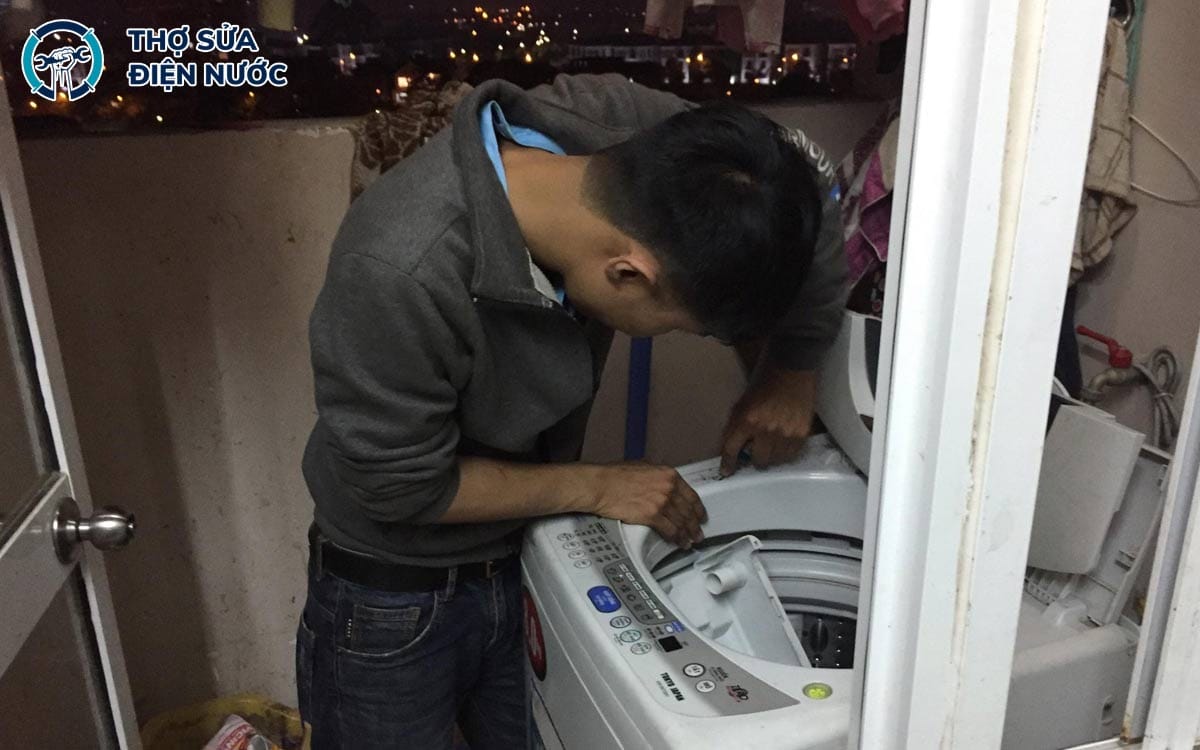 Đơn vị sửa máy giặt Hà Nội uy tín sẽ giúp bạn yên tâm khi sử dụng dịch vụ