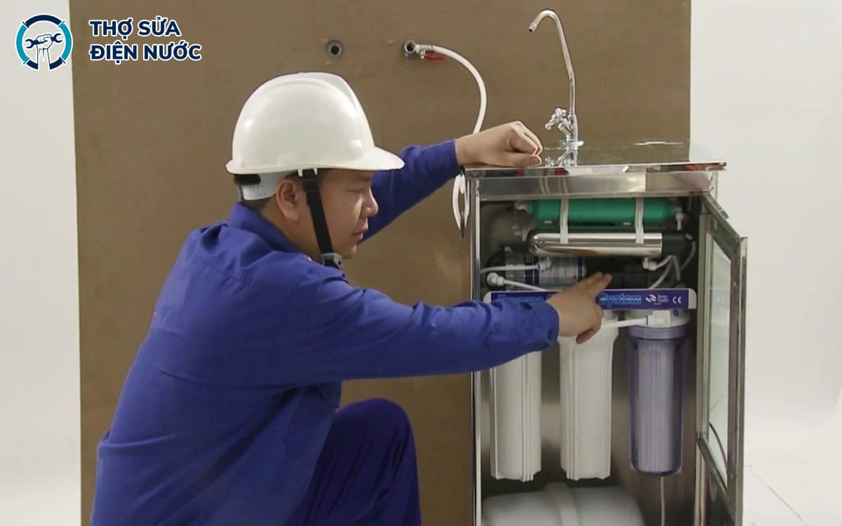 sua-may-loc-nuoc-ha-noi-2