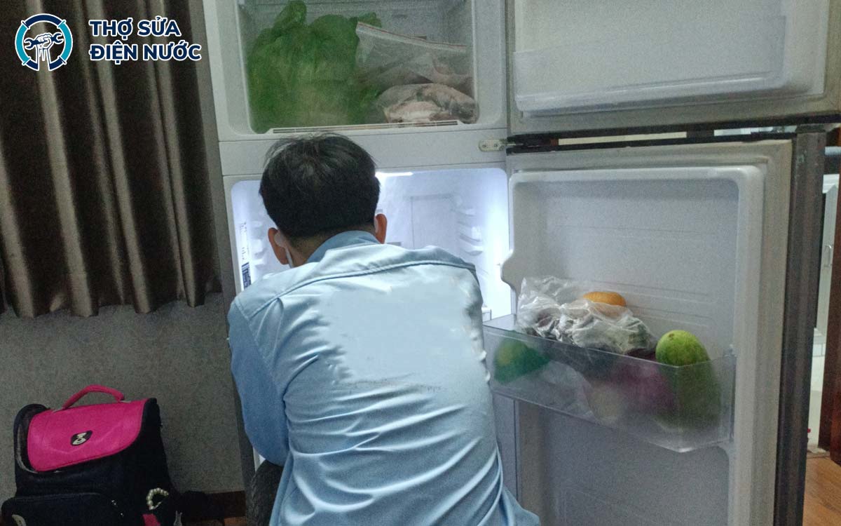 Liên hệ đội ngũ sửa tủ lạnh Hà Nội uy tín giúp bạn giải quyết vấn đề nhanh chóng