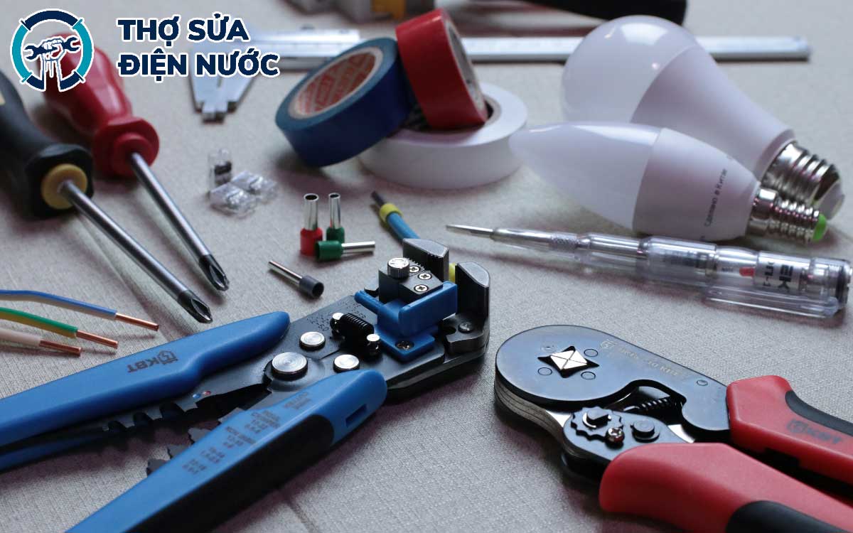 Các công cụ sửa điện mới, chuyên nghiệp