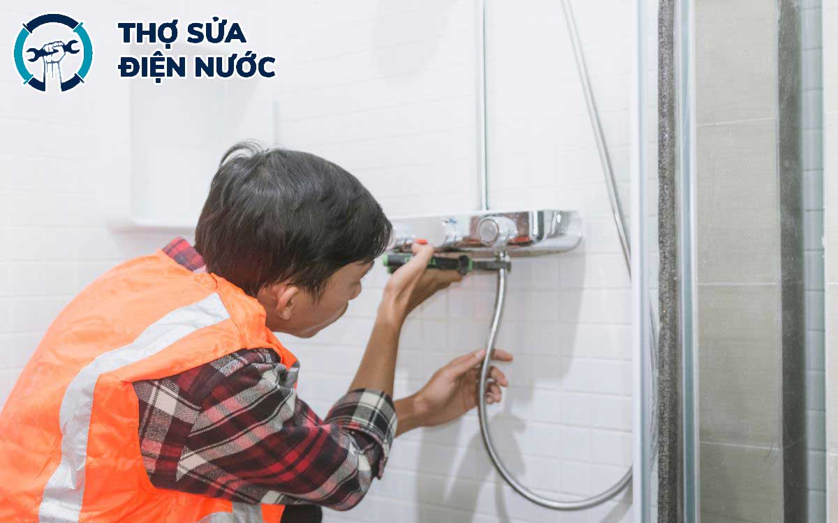 Đội thợ sửa chữa điện nước lành nghề phát hiện vấn đề nhanh chóng