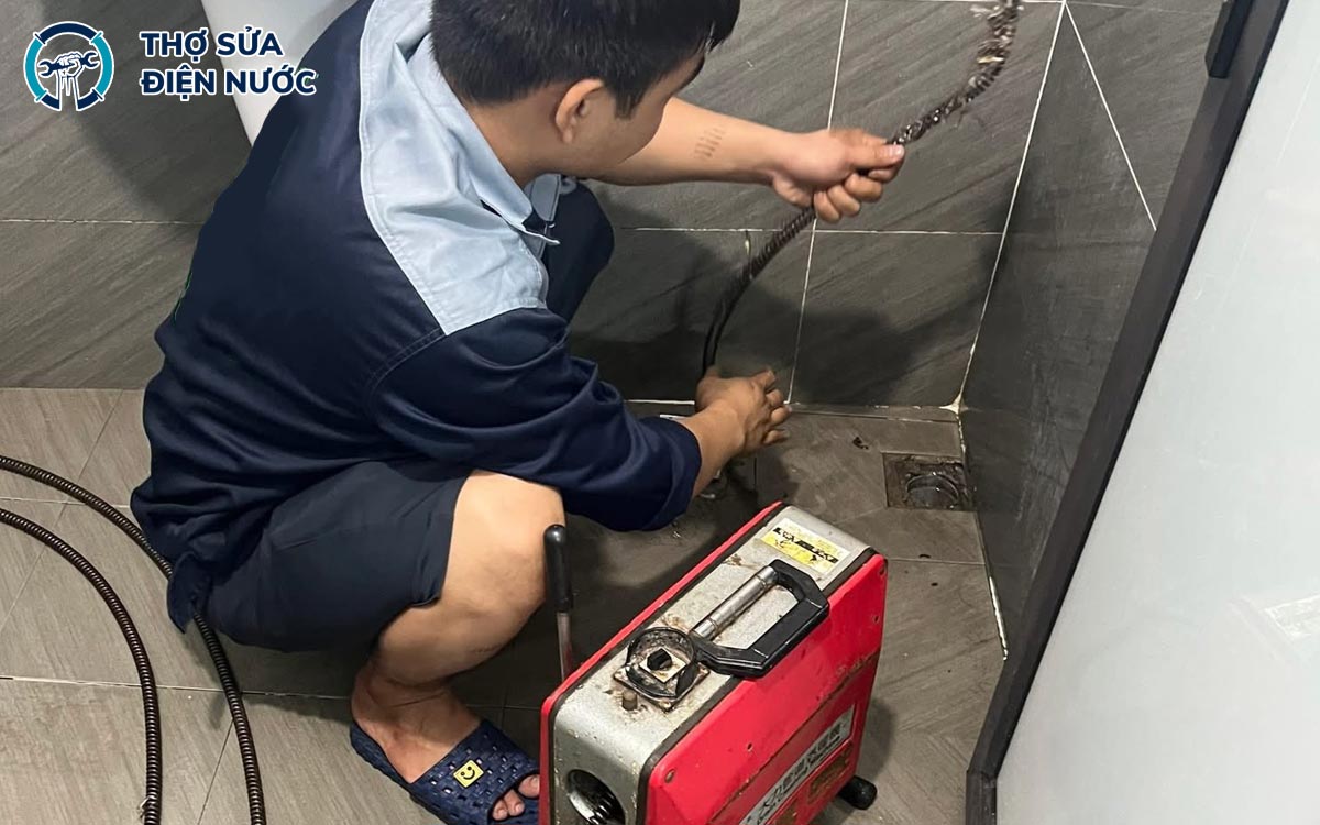 Chúng tôi luôn báo giá chi tiết dịch vụ thông tắc thoát sàn Hà Nội trước khi tiến hành sửa chữa