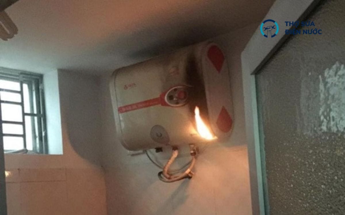 Bình nóng lạnh là nguồn có thể gây chập cháy nếu sử dụng, đấu nối không an toàn