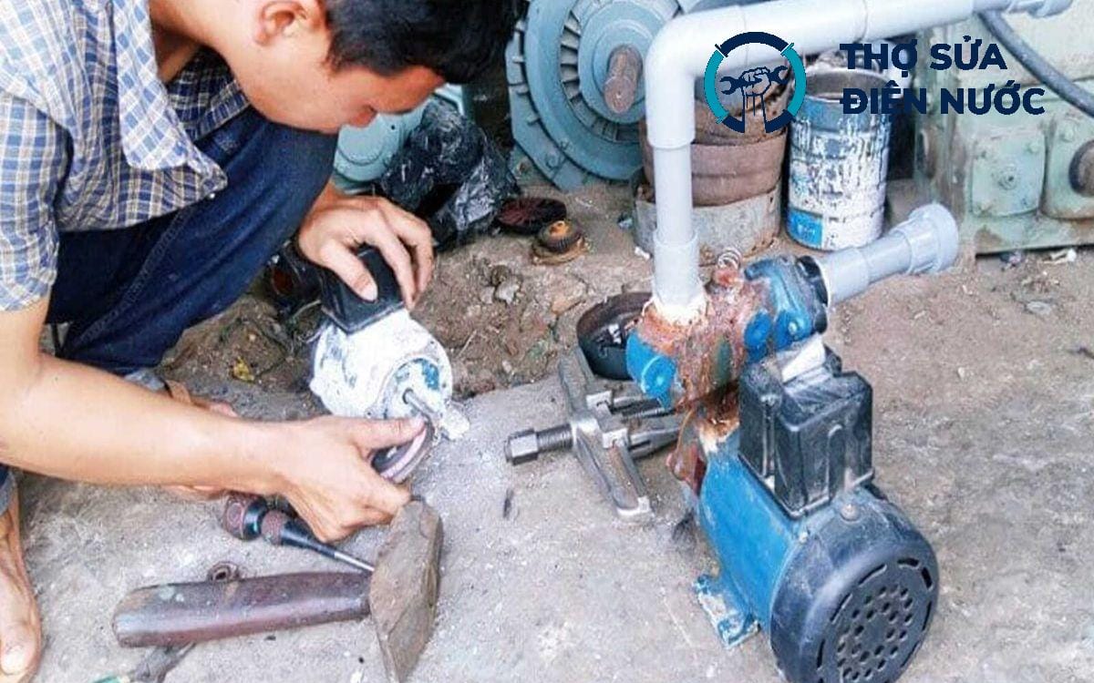 sửa máy bơm nước Hoàng Mai