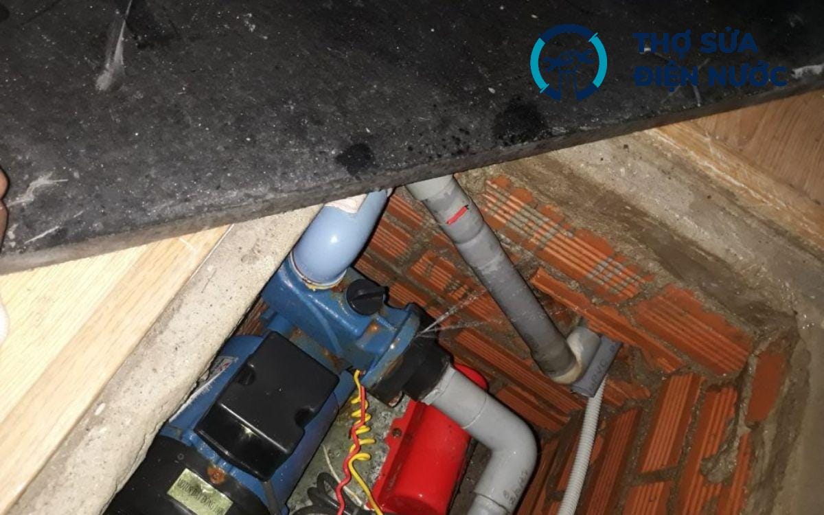 Sửa máy bơm nước Long Biên