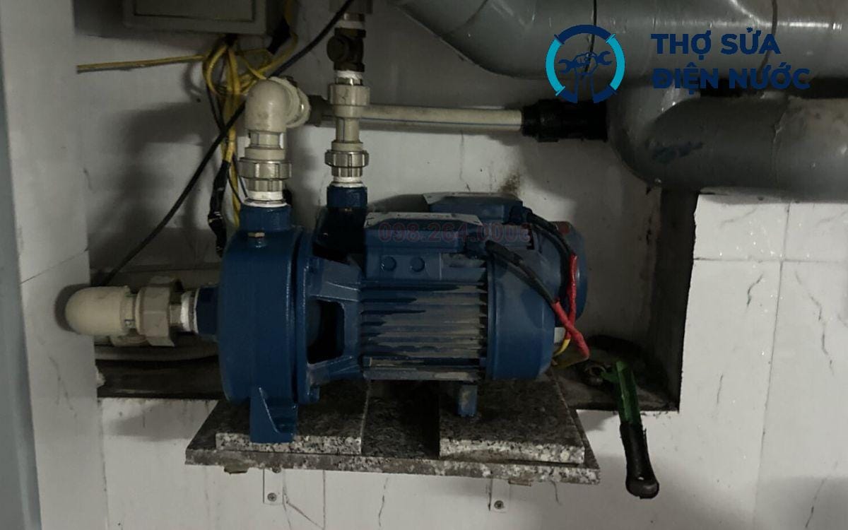 Sửa máy bơm nước Long Biên