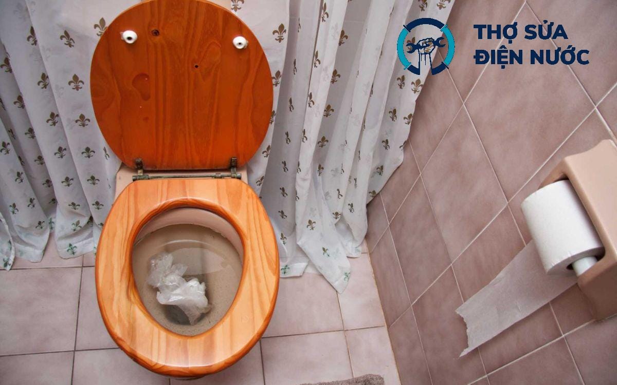 Thông tắc bồn cầu Hoàng Mai