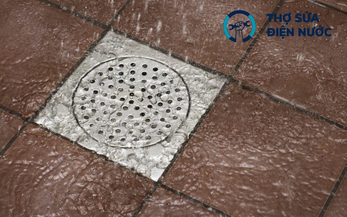 Thông tắc cống Tây Hồ