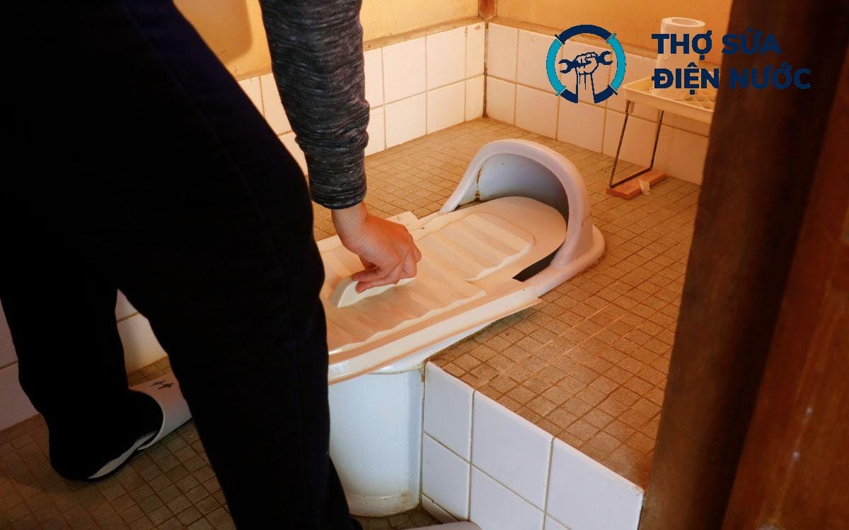 Xử Lý Mùi Hôi Nhà Vệ Sinh Hoàn Kiếm