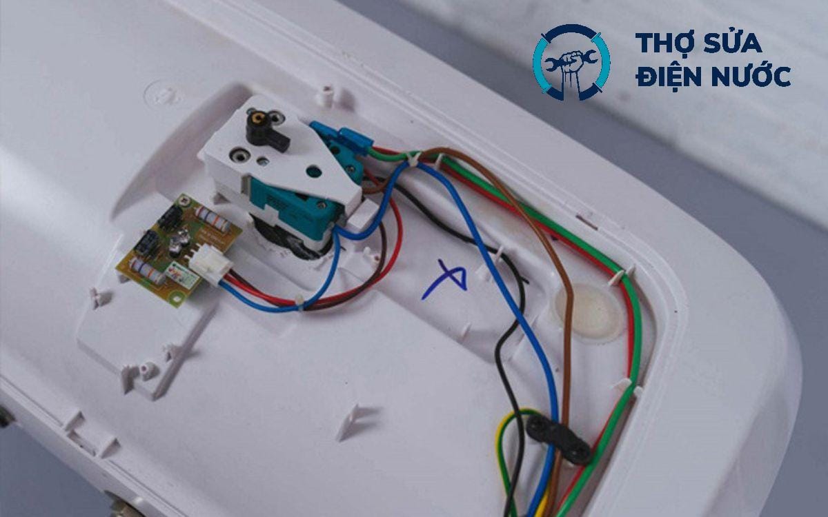 sửa bình nóng lạnh Phú Diễn