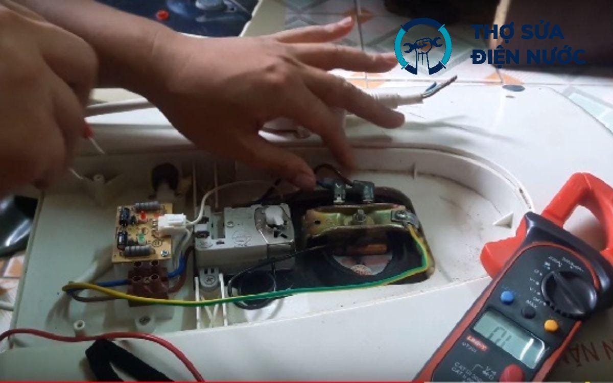 sửa bình nóng lạnh Phú Diễn