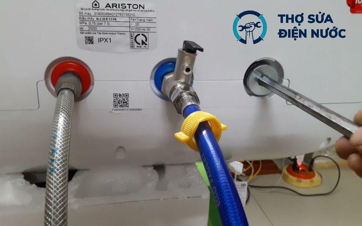 sửa bình nóng lạnh Phú Diễn