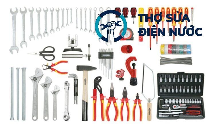 Bộ công cụ chuyên dụng để sửa tủ lạnh bị chảy nước